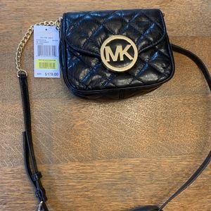 Crossbody bag NWT Michael Kors... OPEN FOR OFFERS